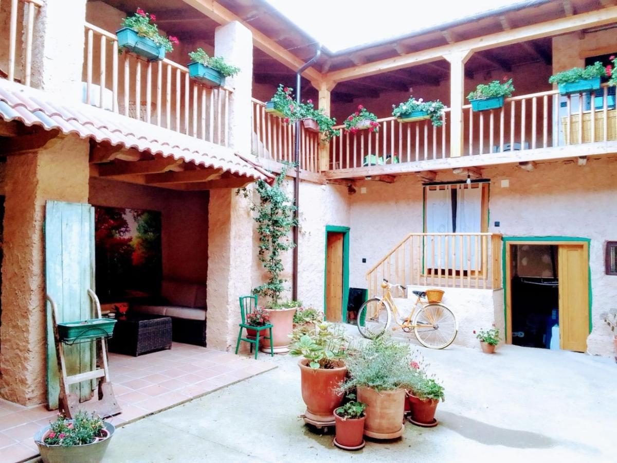 Casa Las Eras San Martín del Camino Esterno foto